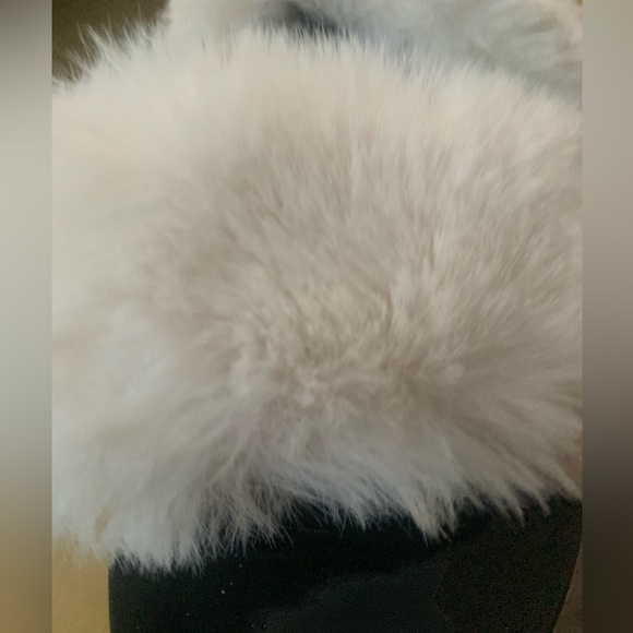 Bamboo FullMoon White Faux Fur Slip on Flat Slide Shoes or Slipper. Size 7 - Picture 2 of 5